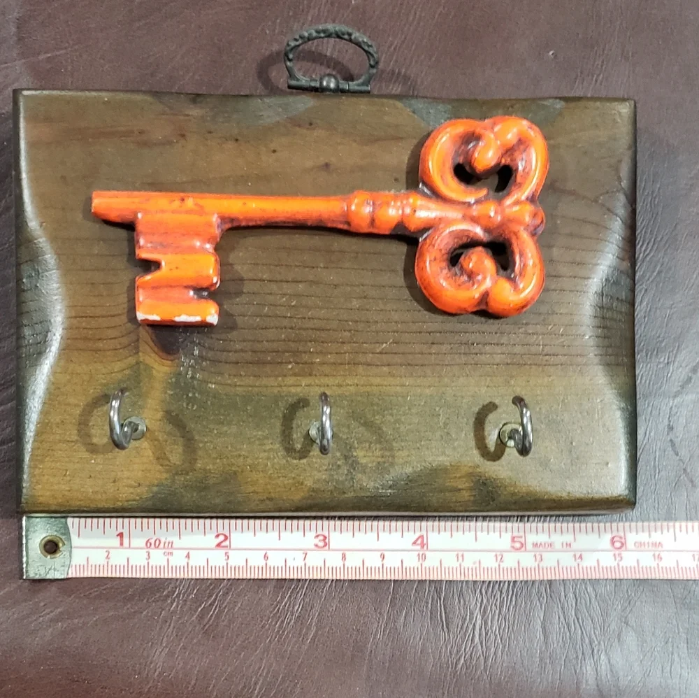 Rustic Orange Key Wall Decor Holder